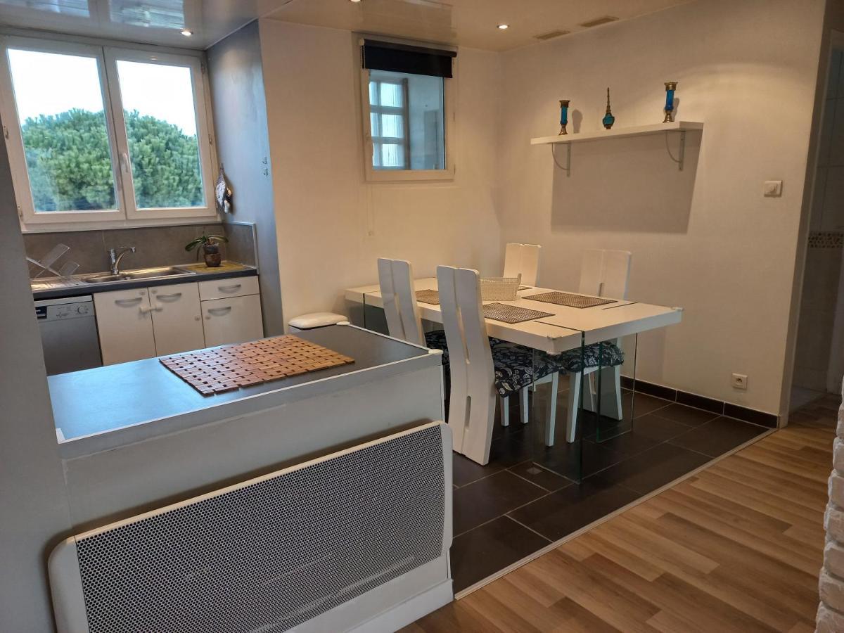 "L'Hippocampe", Climatise, 60 M2 , 2 Chambres, Tres Calme, Plage Des Sablettes Et Commerces A 3 Minutes A Pied, Wifi, Parking Gratuit, Lit King Size La Seyne-sur-Mer Bagian luar foto