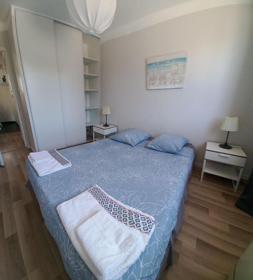 "L'Hippocampe", Climatise, 60 M2 , 2 Chambres, Tres Calme, Plage Des Sablettes Et Commerces A 3 Minutes A Pied, Wifi, Parking Gratuit, Lit King Size La Seyne-sur-Mer Bagian luar foto